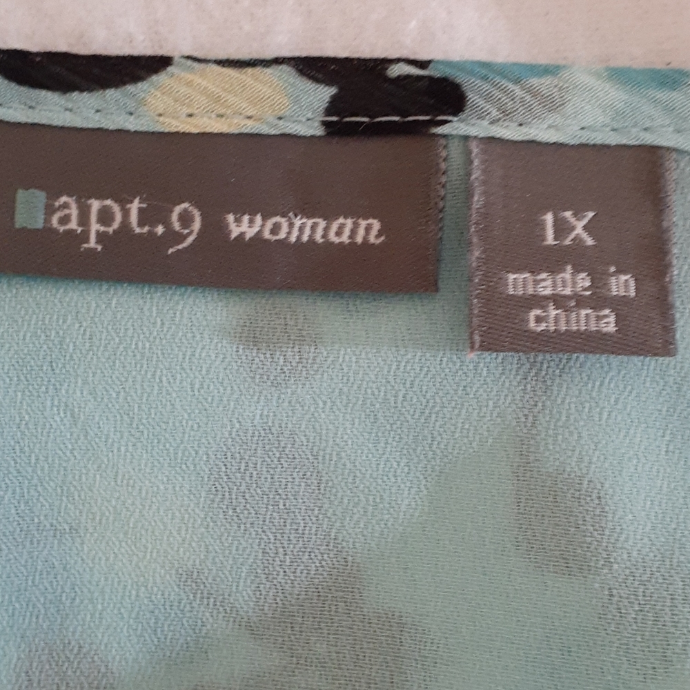 Top, Blouse, button up, blue & white, polyester, apt. 9 - Picture 7 of 8